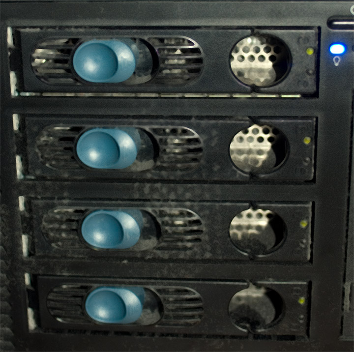 RAID 6 im Homelab: Was zwei ausgefallene Festplatten wirklich bedeuten